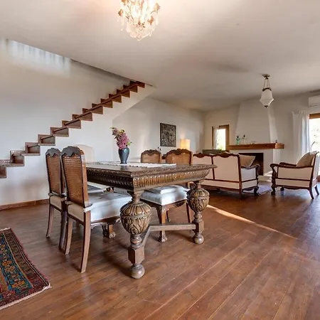 Aggelikes Luxury With Private Pool & Amazing Sea View