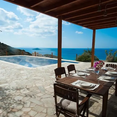 Villa Aggelikes Luxury With Private Pool & Amazing Sea View